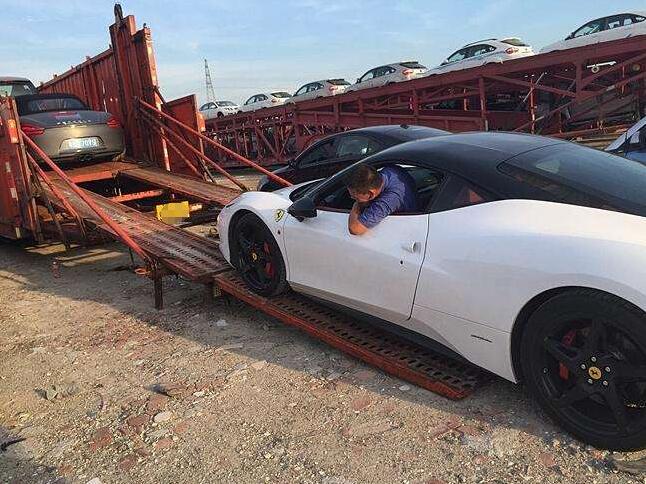 一般托運(yùn)一輛汽車(chē)需要多少錢(qián)呢？